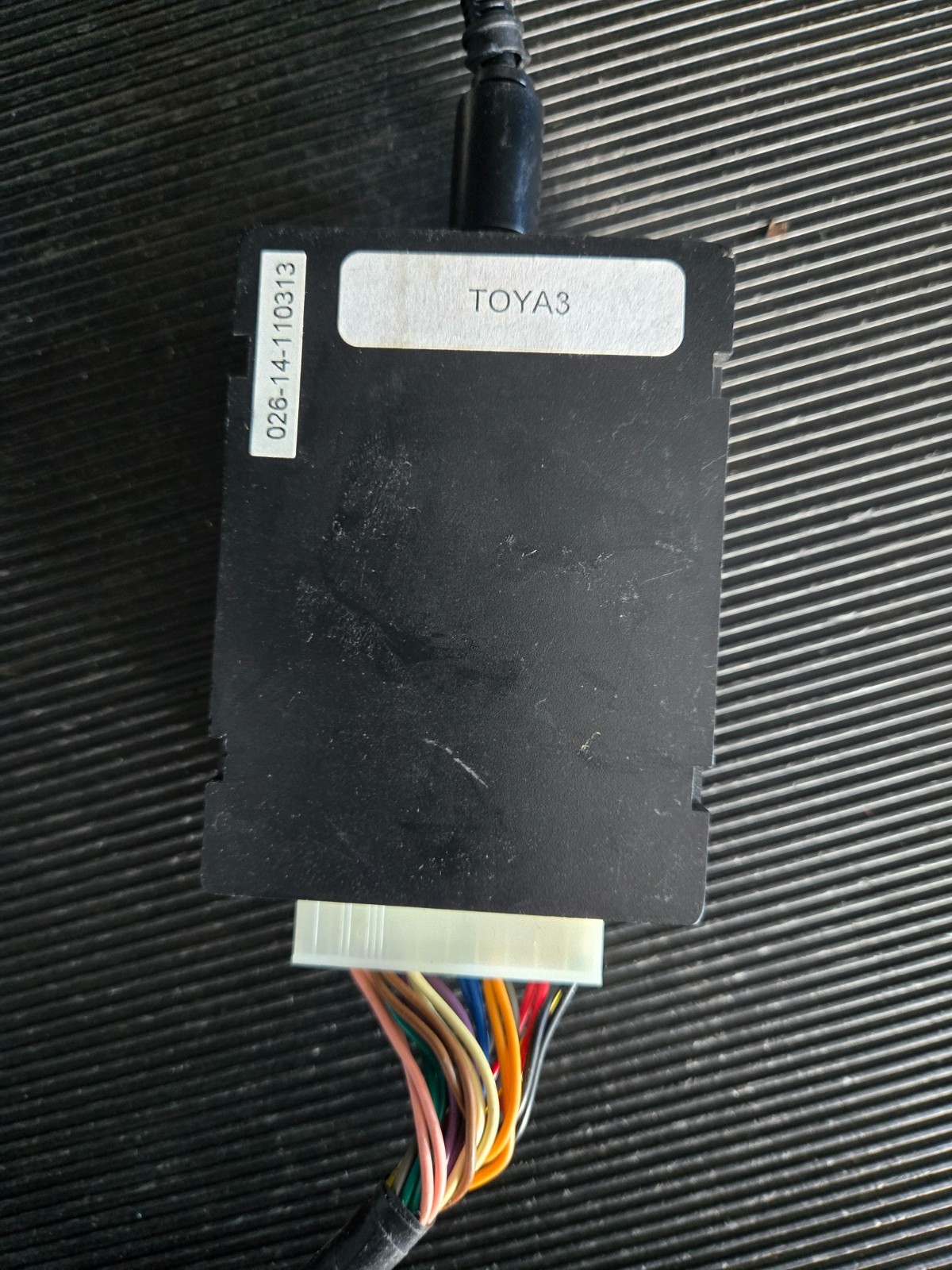 GROM-IPOD V3 Adapter GROM-IPD3 OEM CAR RADIO INTEGRATION , TOYOTA, LEXUS SCION.