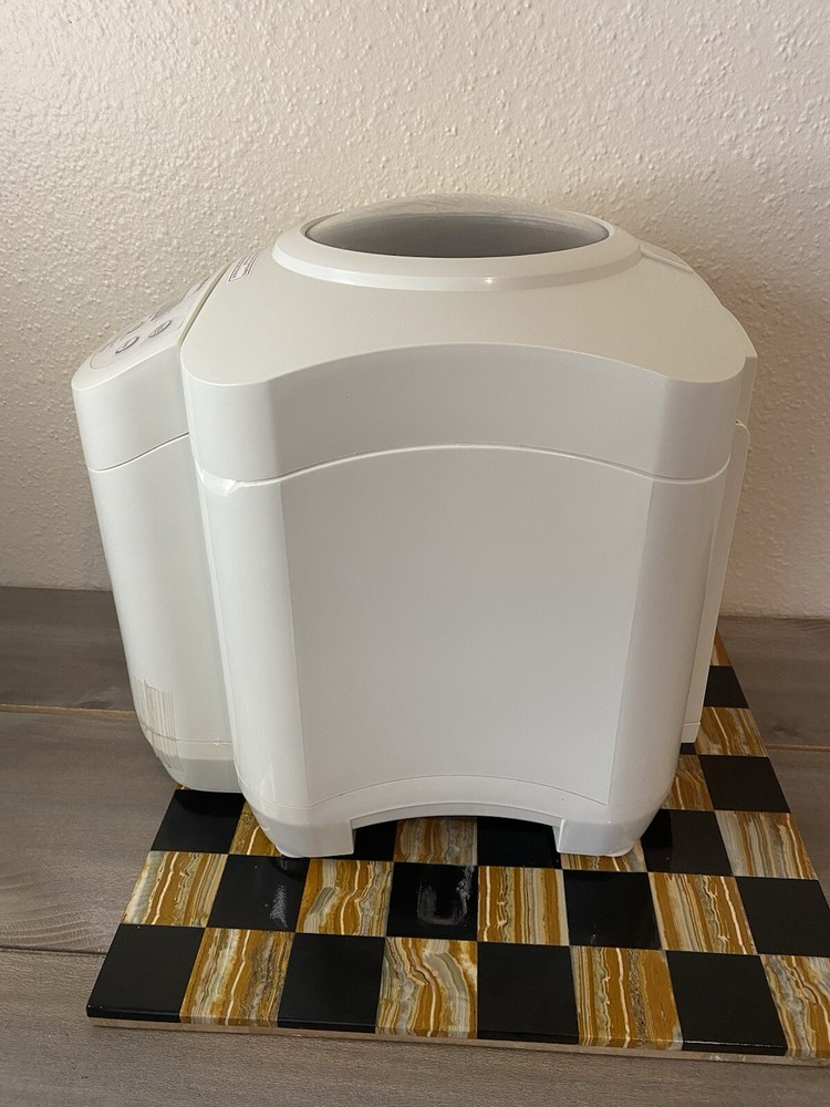 Breadman TR555LC Cool Touch Automatic Bread Baker Maker Machine 1.5lbs