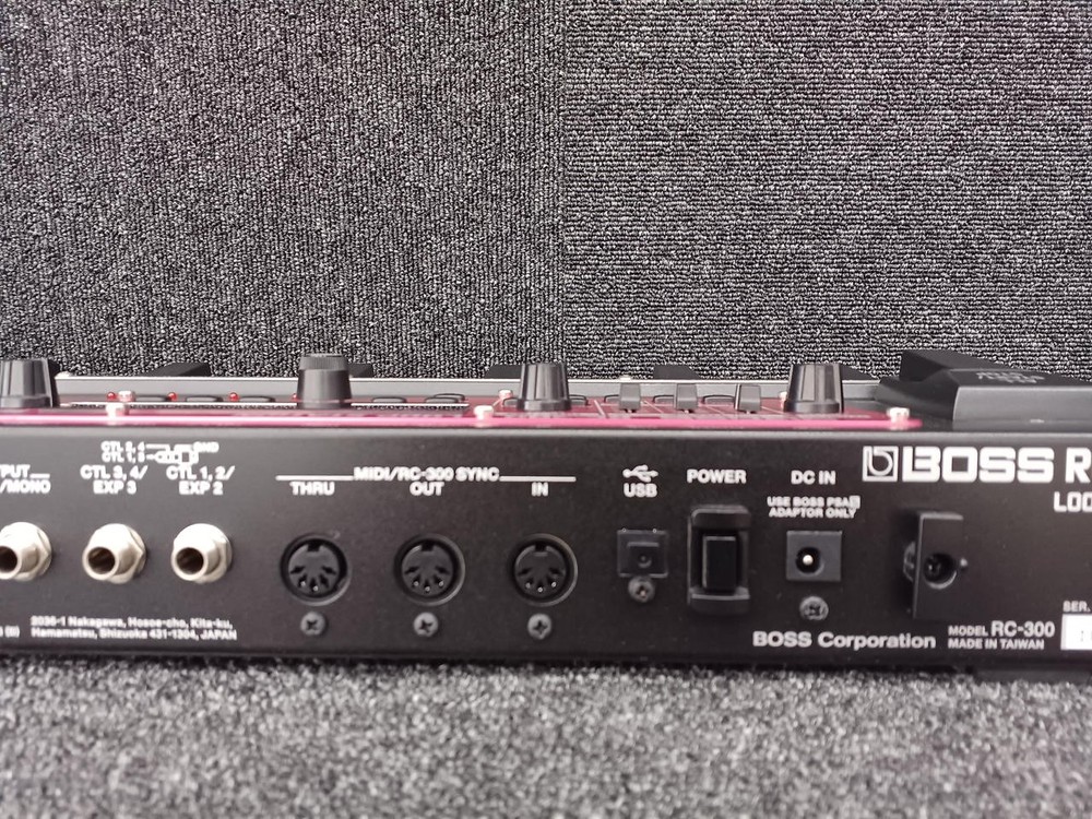 BOSS Model RC-300 Loop Station