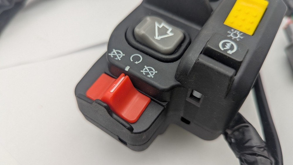 UNTESTED SWITCH FOR HONDA AND OTHERS