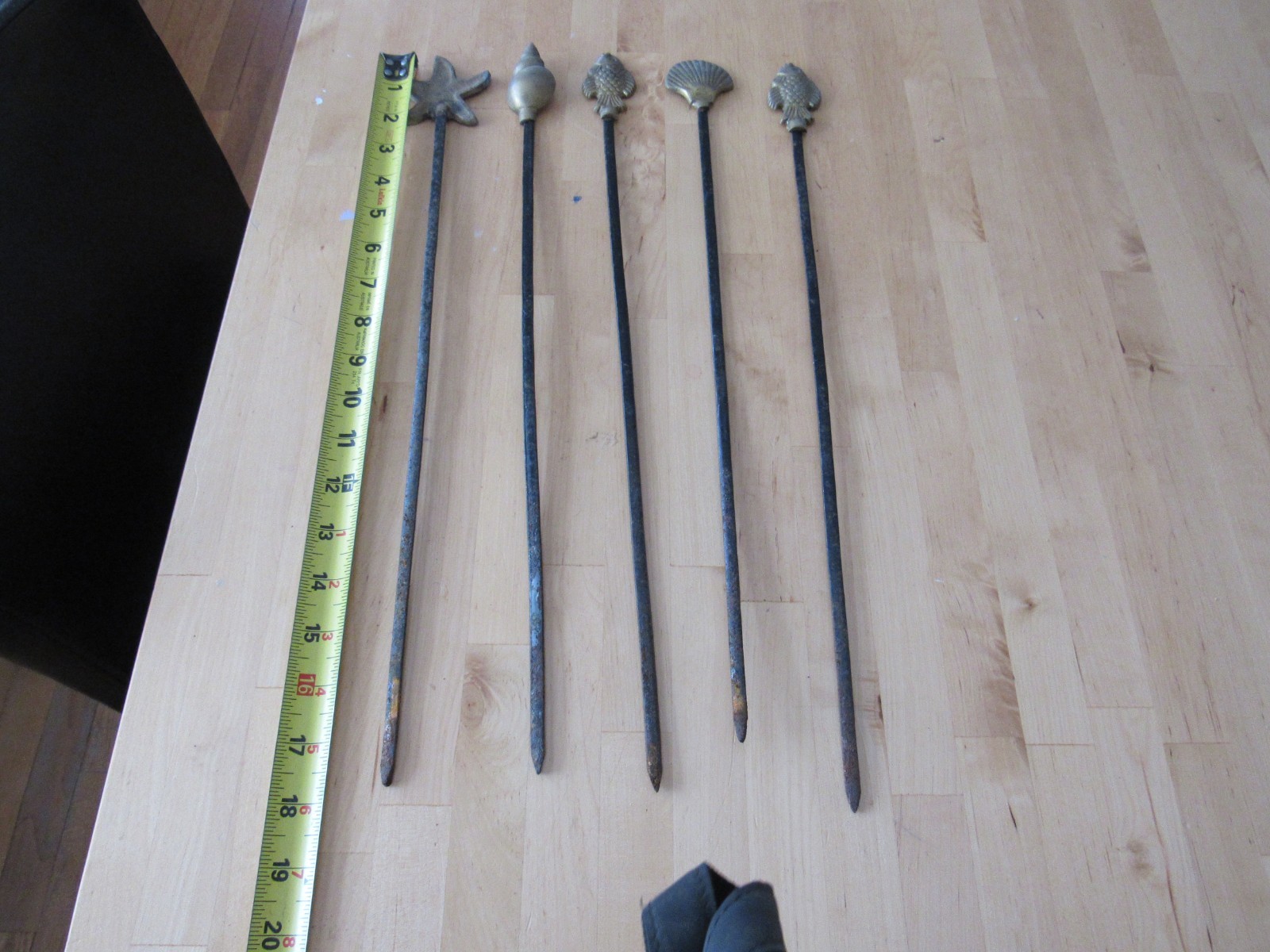 Vintage Brass Topped Seashell Ocean Themed Garden Spikes