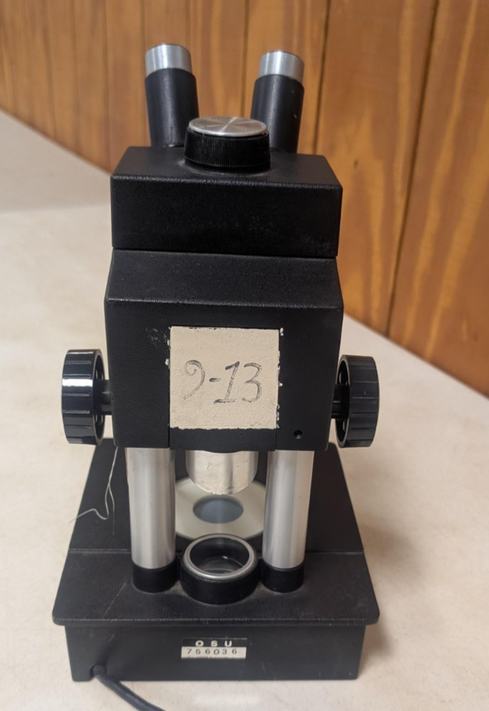 Bausch and Lomb Stereoscope Microscope Head and base