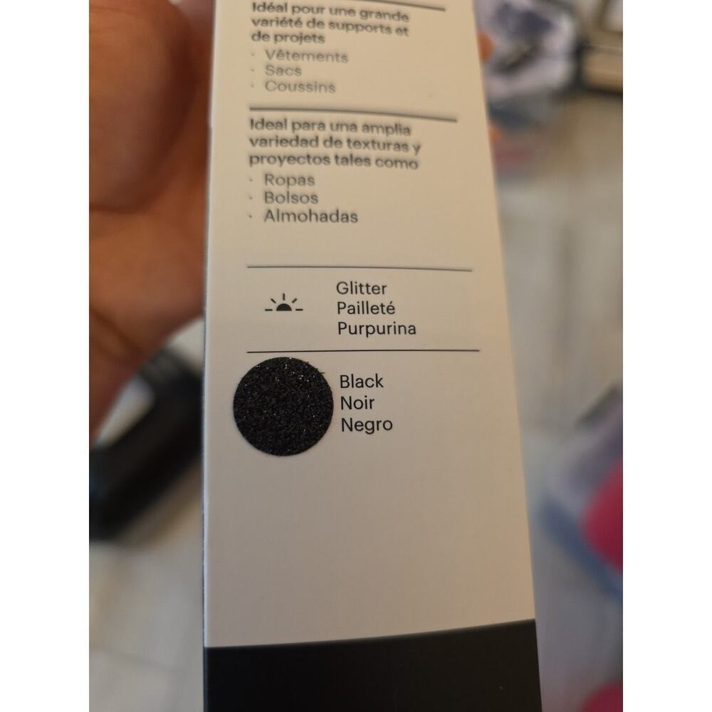 New Cricut Smart Iron on 2008939 Heat Transfer Vinyl Black 13 in x 9 ft