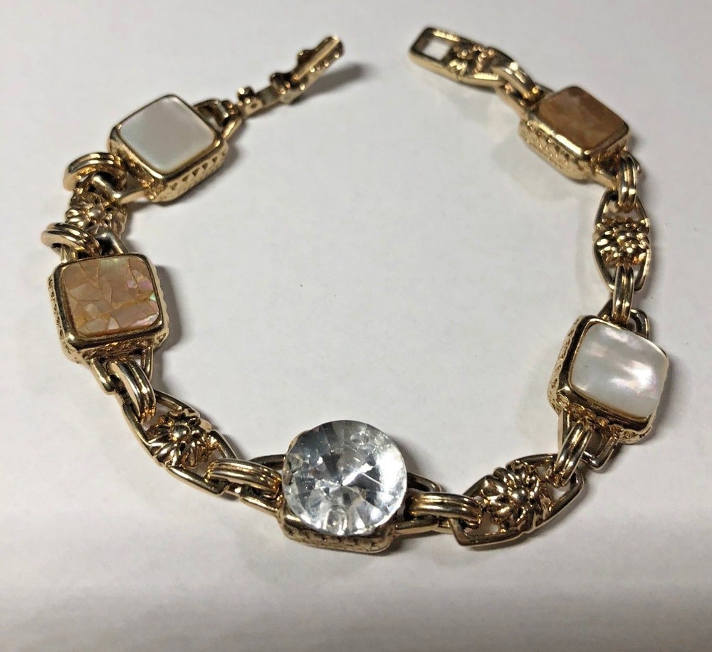 VINTAGE - SIGNED LC  BRACELET - STRIKING!!
