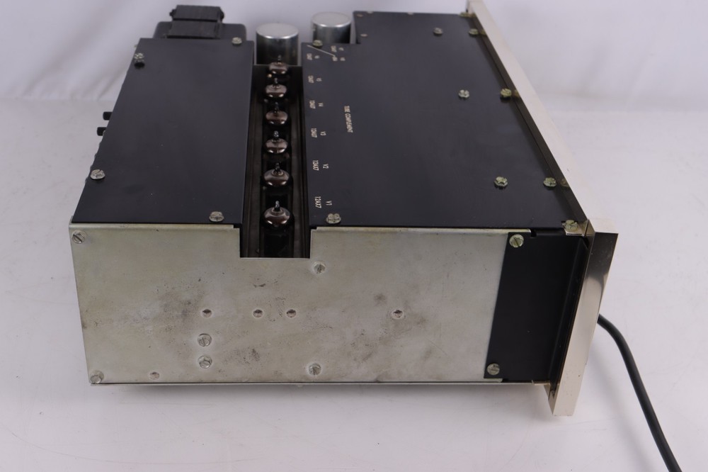 McIntosh C20 PreAmplifier== X-Nice Restored!