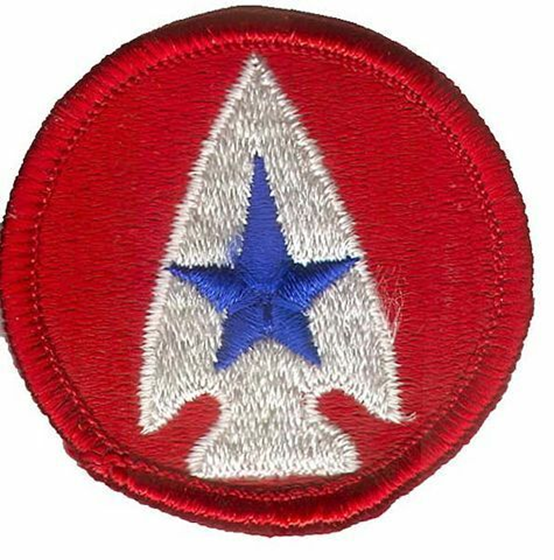 US ARMY COMBAT DEVELOPMENT CENTER PATCH - FULL COLOR/ CLASS A