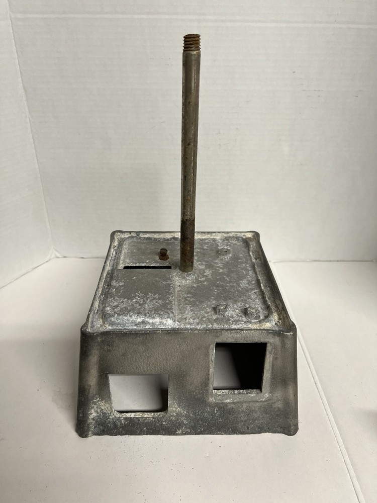 Sun 5 Cent Peanut Nut Machine Nickel - Vintage Push Pull Coin