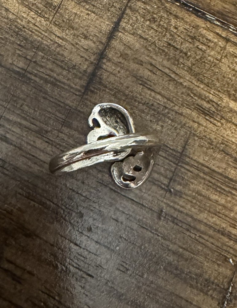 Silver Fish Knitting Loop Crochet Ring Tool Size 7 Adjustable Metal