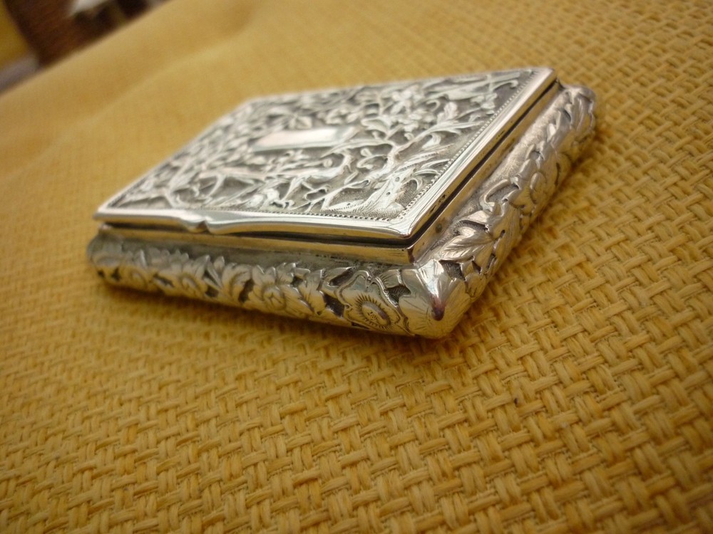 Oriental Silver Snuff Box Great Quality