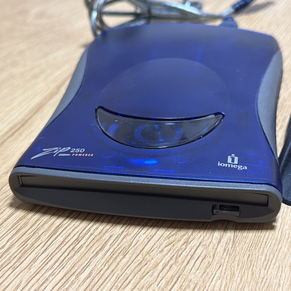 Iomega Zip 250 USB Powered External Drive - No Cable - Untested **Read**