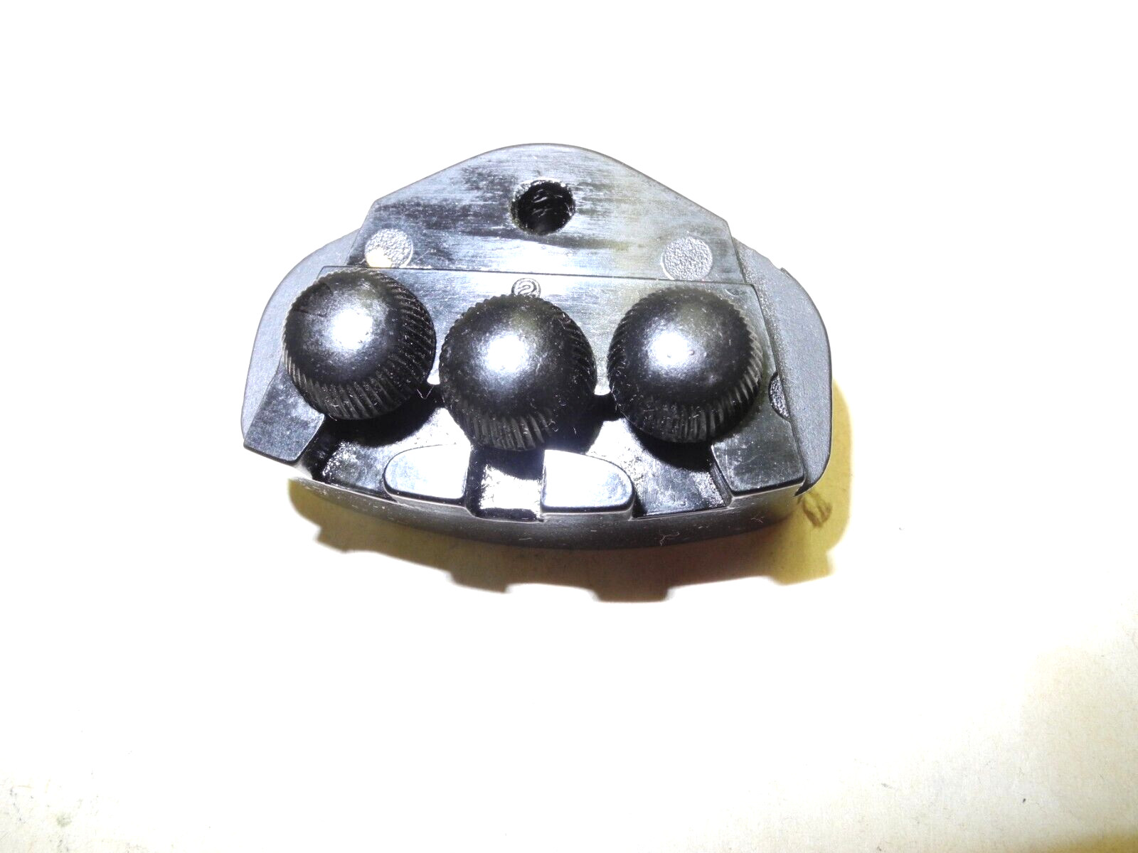 VINTAGE SINGER SEWING MACHINE MALE 3 PIN TERMINAL BODY BLOCK, BAKELITE, CLEAN