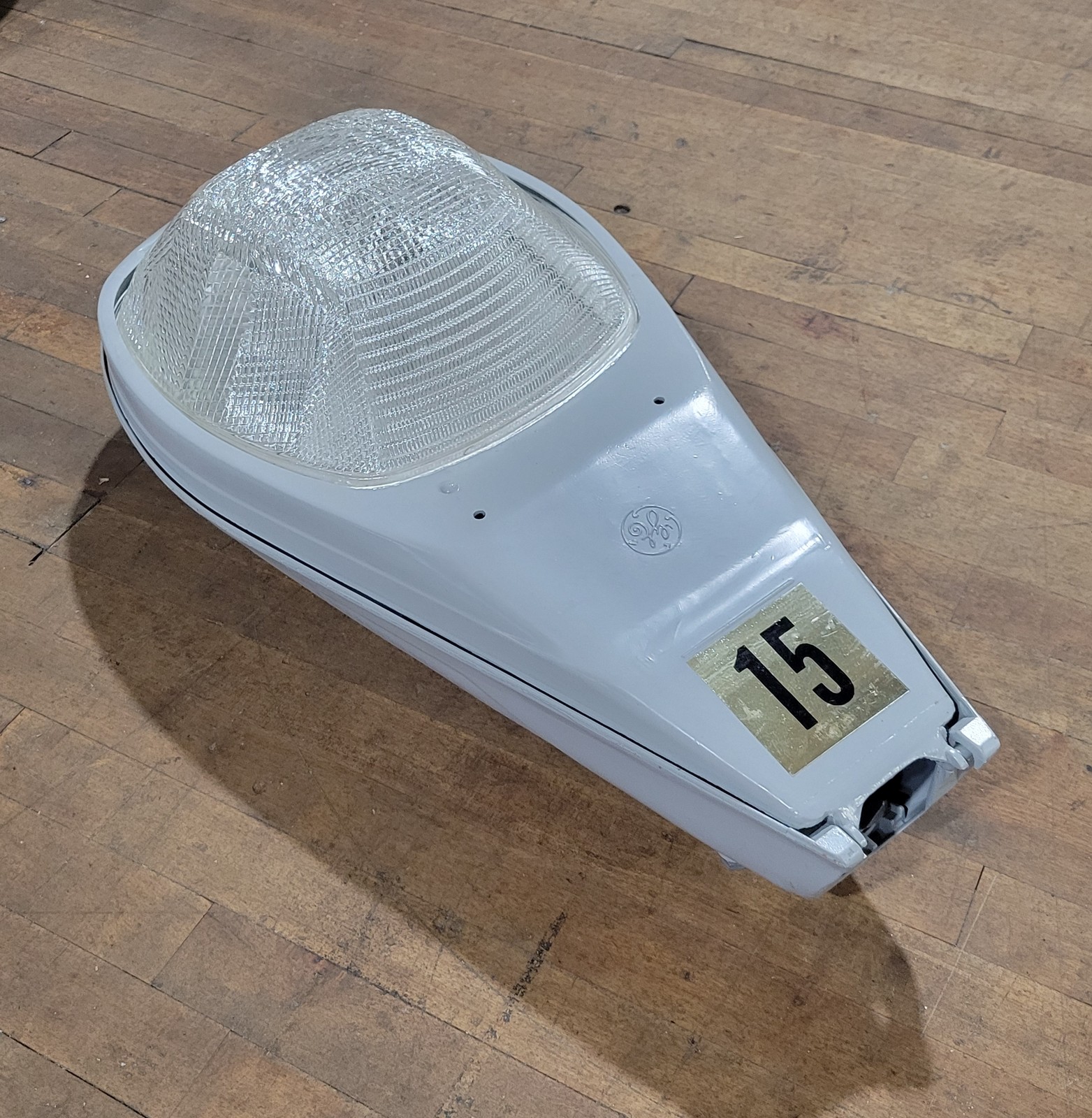 GE General Electric C760N554 Lucalox Lamp Light Industrial 150W 480V M-250R