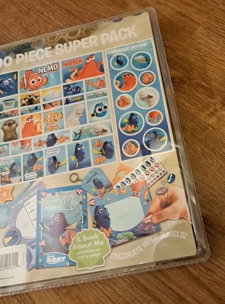 2016 Disney Pixar Finding Dory Activity Collection Unopened