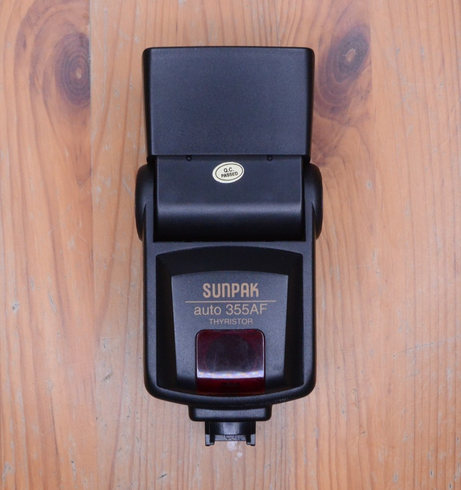 Sunpak Auto 355AF Thyristor Flash Tested