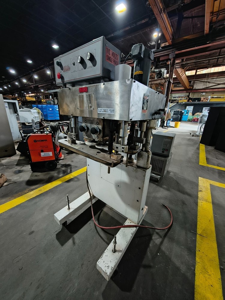 KAPS-ALL 4 SPINDLE CAPPING/RETORQUING MACHINE NO MODEL TAG