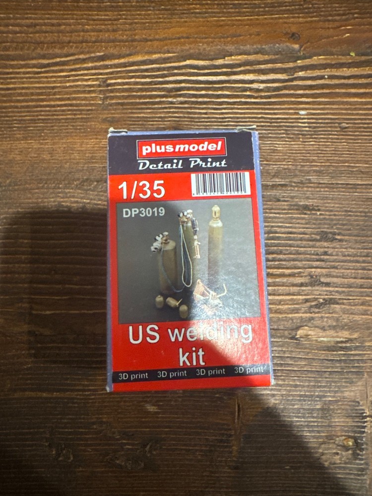 plusmodel 1/35 US welding kit