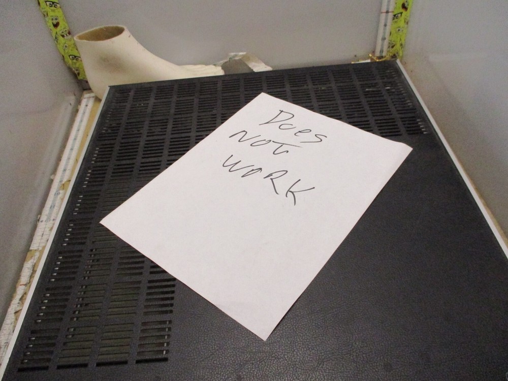 EDC Model 521 Programmable DC Calibrator Untested For Parts Only [18-.5]