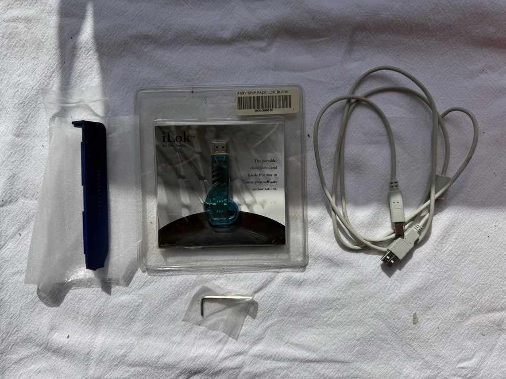 Digidesign Mbox 2 Factory Studio Bundle