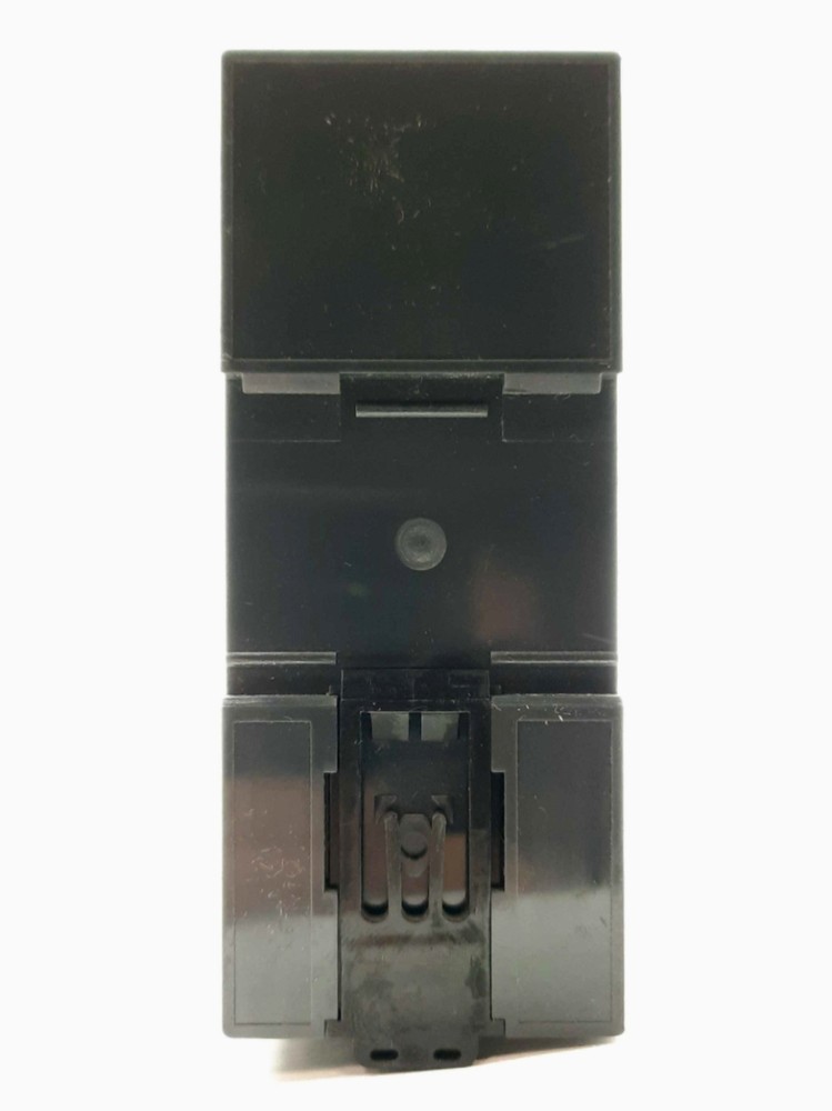 Keyence CA-DC100 Machine Vision Light Controller, 2x 12VDC Outputs, 24VDC Supply