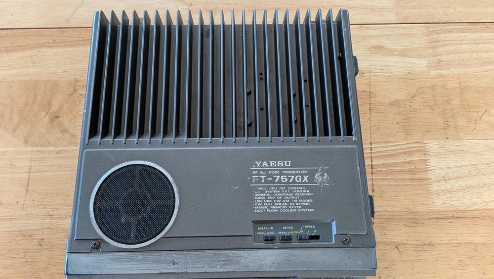 YAESU FT-757GX, Working , Nice transceiver