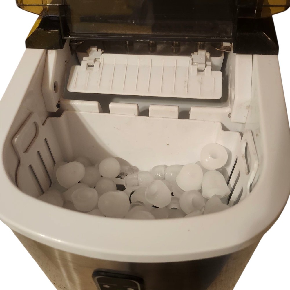 E EUHOMY IM-01 26lbs Countertop Ice Maker - Silver