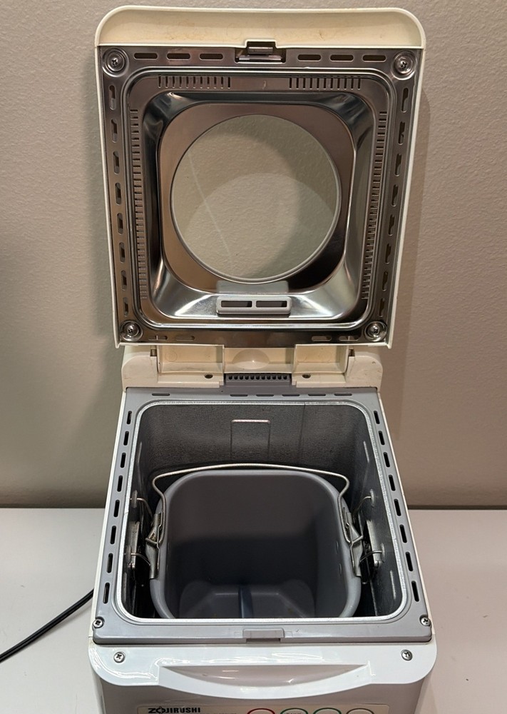 Zojirushi Automatic Bread Maker Machine BBCC-S15A