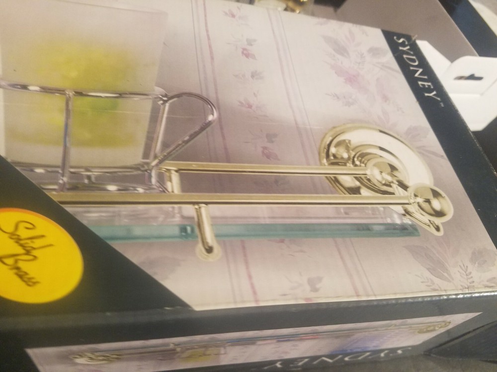 NEW IN BOX Brainerd Sydney 20" Glass Shelf With Solid Brass Mounting Hardware