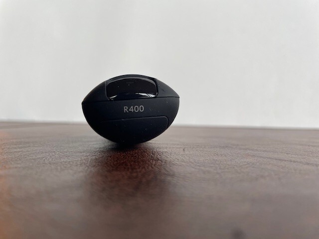 Logitech R400 Laser Pointer and Presentation Remote - Black