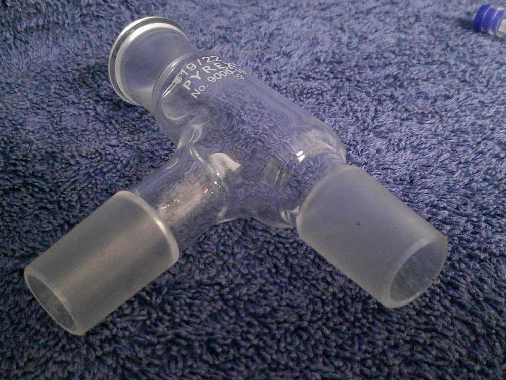 Pyrex #9000-19 Glass Fitting 19/22