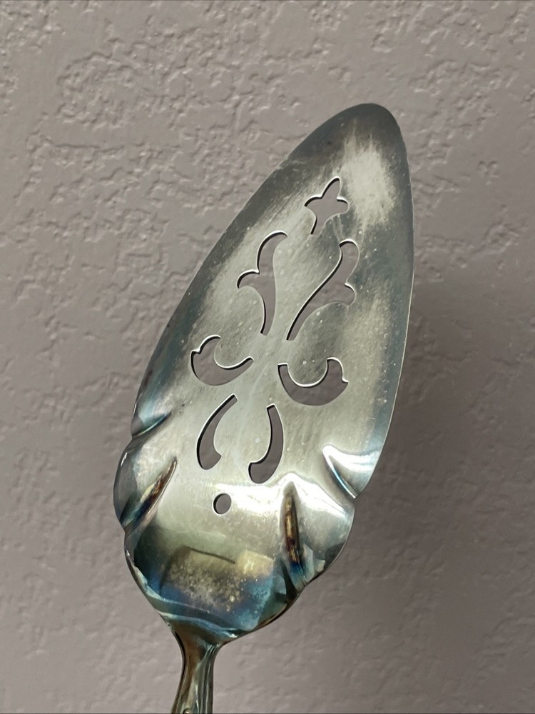 Cake Pie Server International Silverplate Needs Polished
