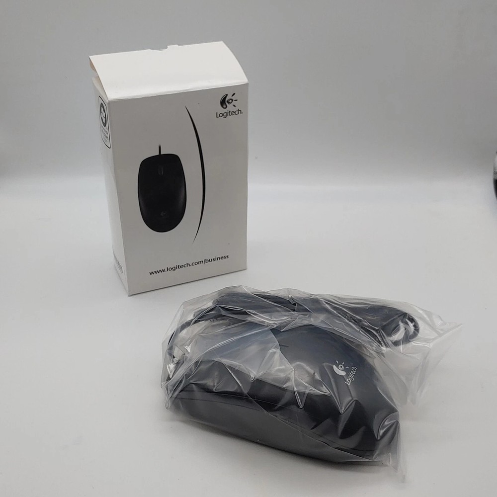 NEW Logitech Black USB Optical Mouse M-U0026