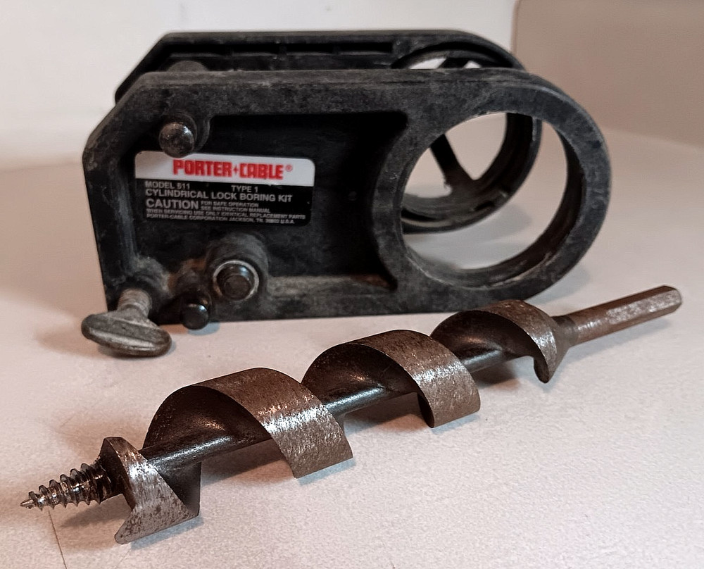 PORTER CABLE 511 CYLINDRICAL LOCK BORING JIG WITH 1" BORING BIT