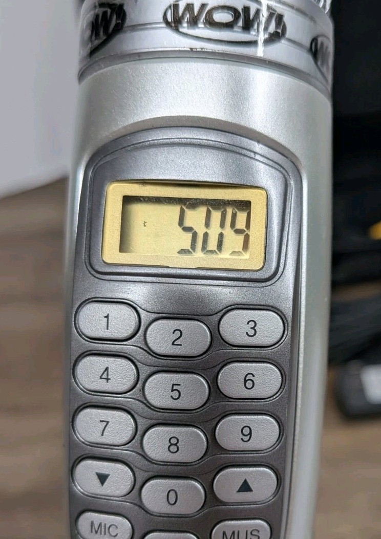 WOW! Magic Sing ED-8000 2005 Tagalog Karaoke Mic in Case with Cables - Tested