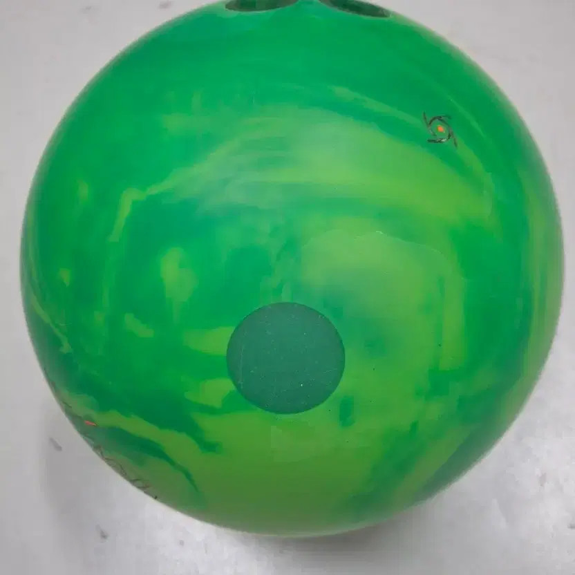 Storm HyRoad Max 14lb Hook Bowling Ball Used