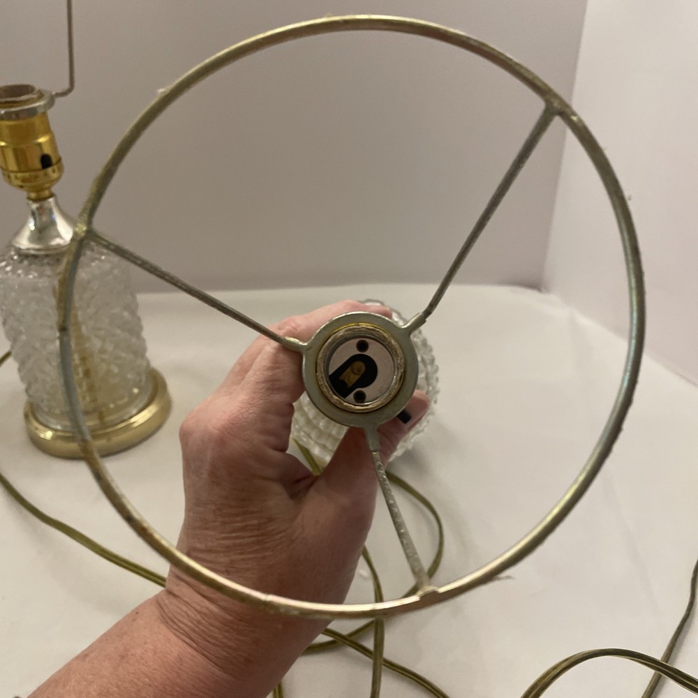 TABLE LAMPS Clear Crystal +Brass Quantity 2. Both work.