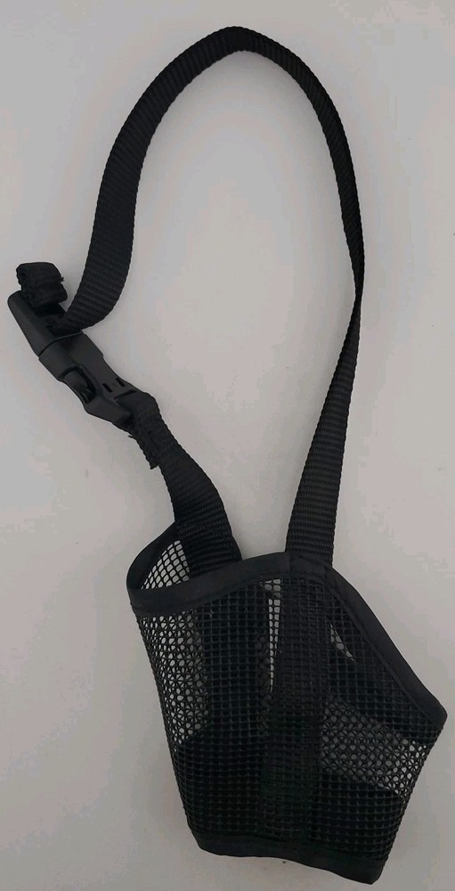 Top Paw Muzzle Adjustable Mesh Muzzle Size Medium 24-48lbs