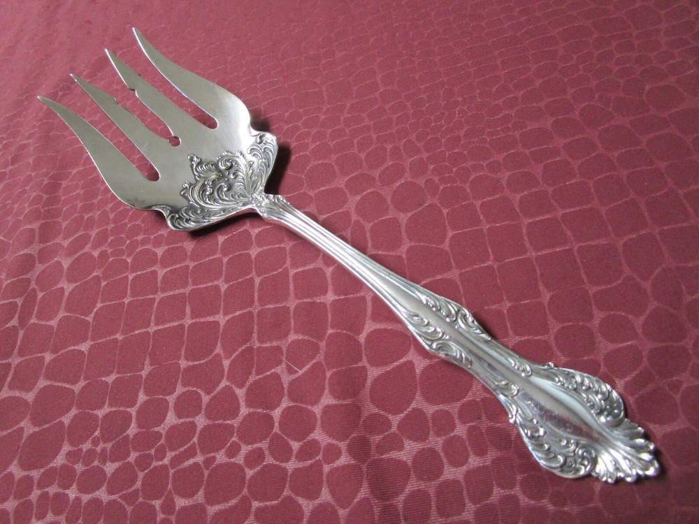 DORIC 1907 Silverplate Large Fish or Salad Serving Fork No Monograms          gu