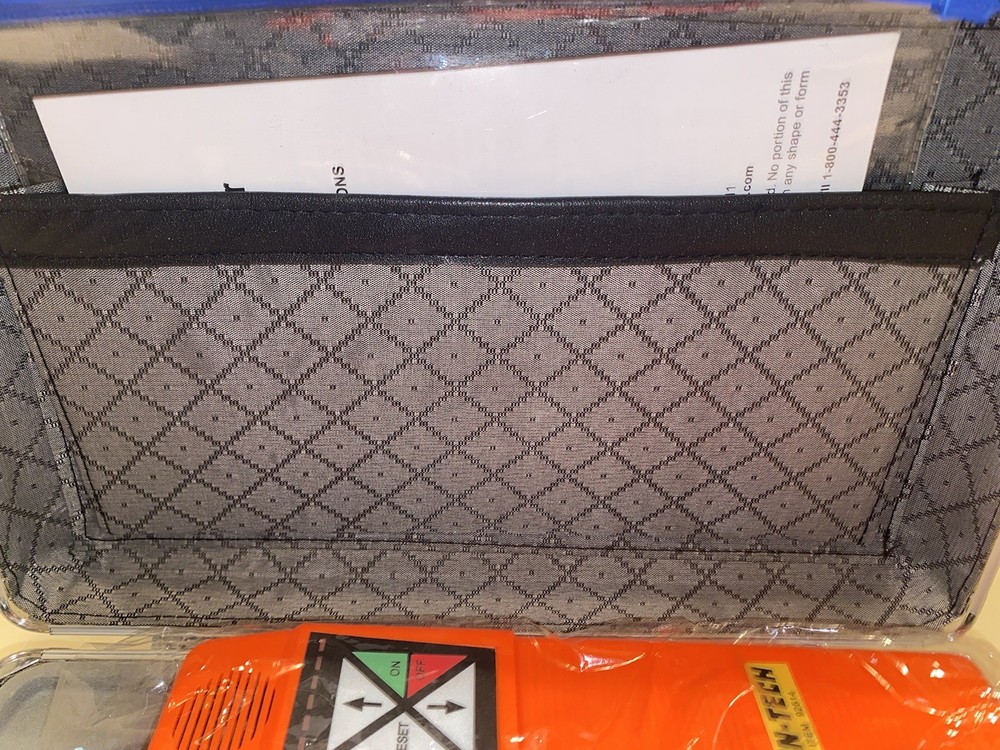 CEN-TECH Halogen Leak Detector Model 92514