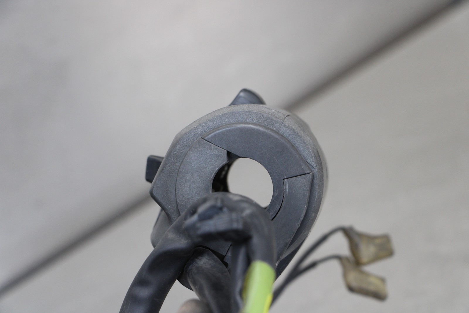 07-08 YAMAHA YZF R1 LEFT CLIP ON HANDLE HORN SIGNALS SWITCH SWITCHES