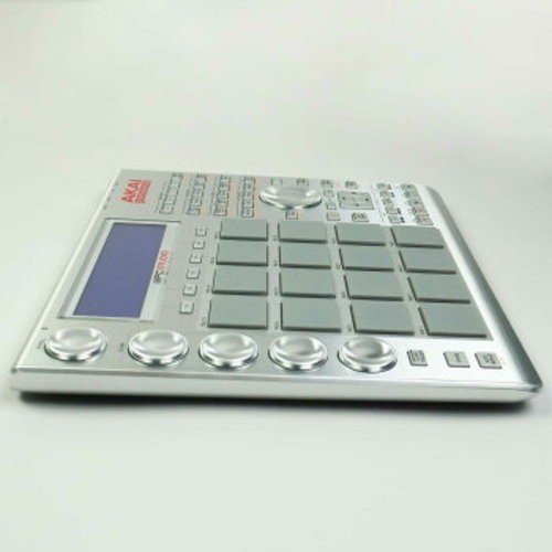 Akai MPC Studio Controller with MIDI Cables and Soft Case Tested