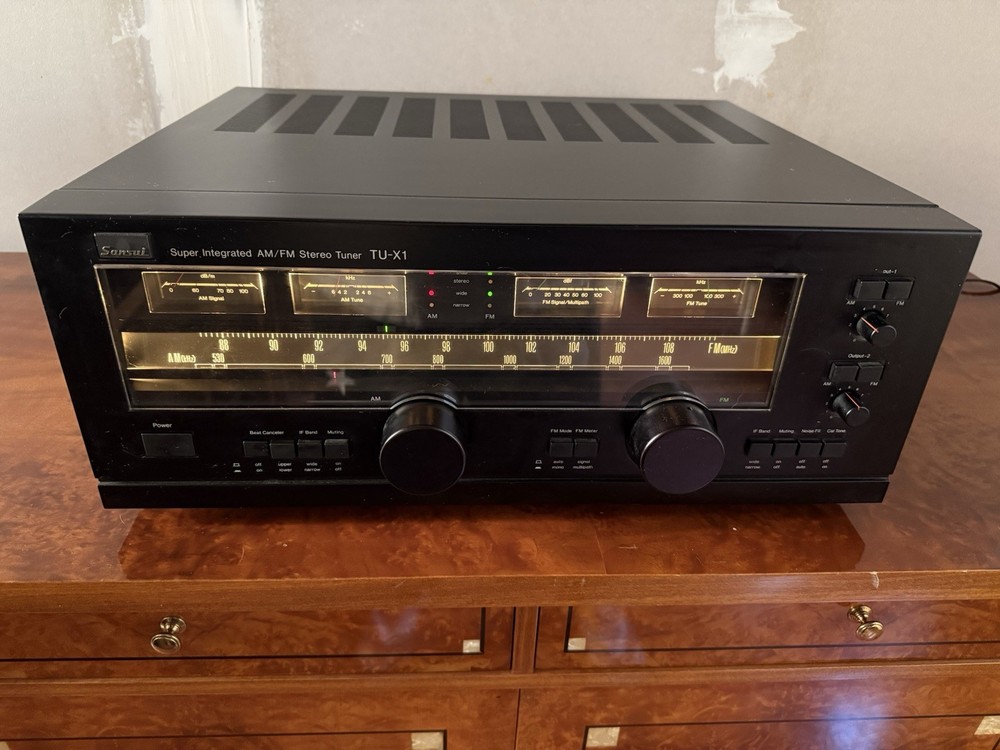 SANSUI TU X1 flagship tuner