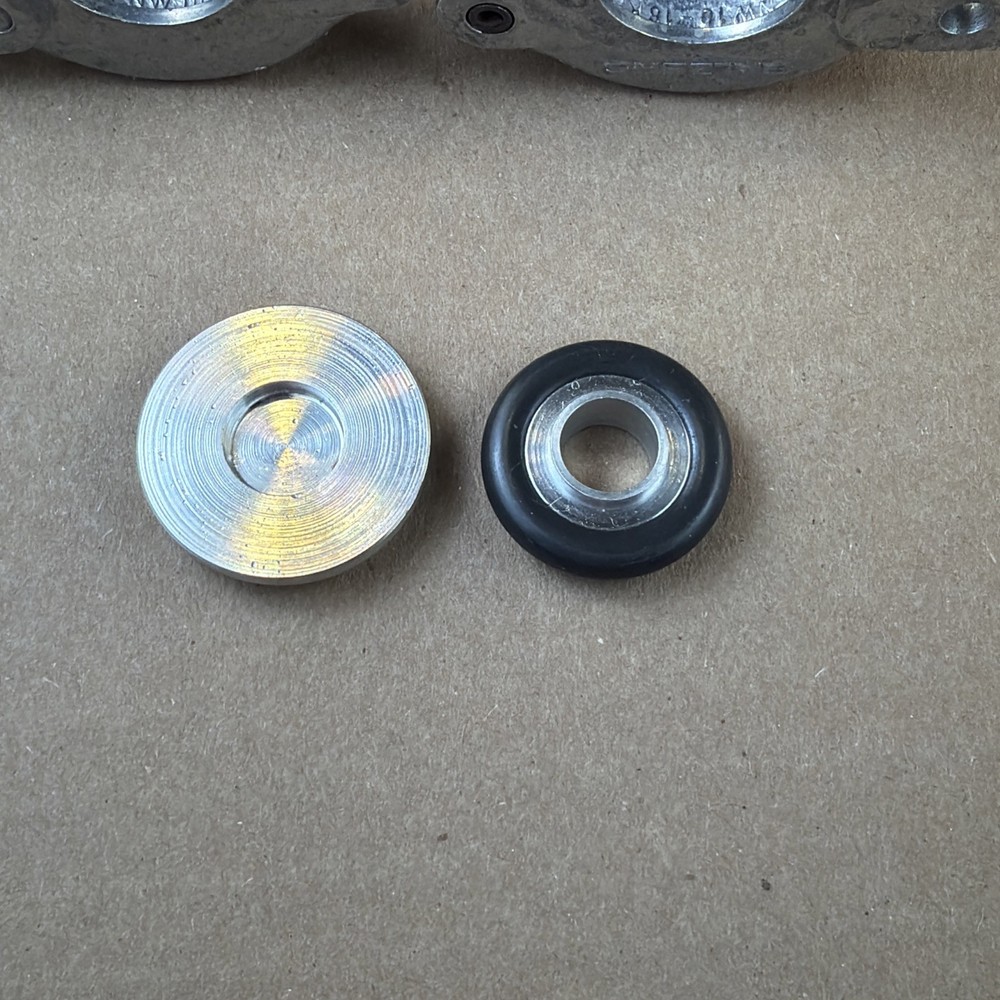 Balzers NW 10-16 KF Vacuum Clamp w/ KF10 Ring & Solid Blank Insert - #2