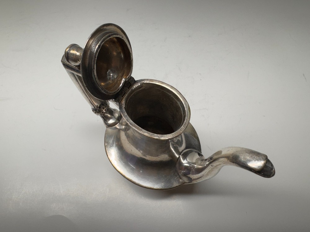 Reed and Barton Vintage Silverplate Hotel Teapot