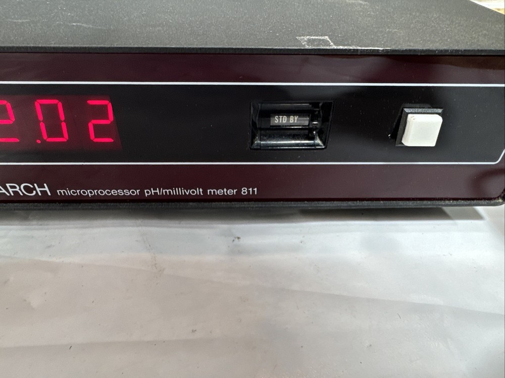 ORION RESEARCH 811 IONALYZER MICROPROCESSOR PH / MILLIVOLT METER