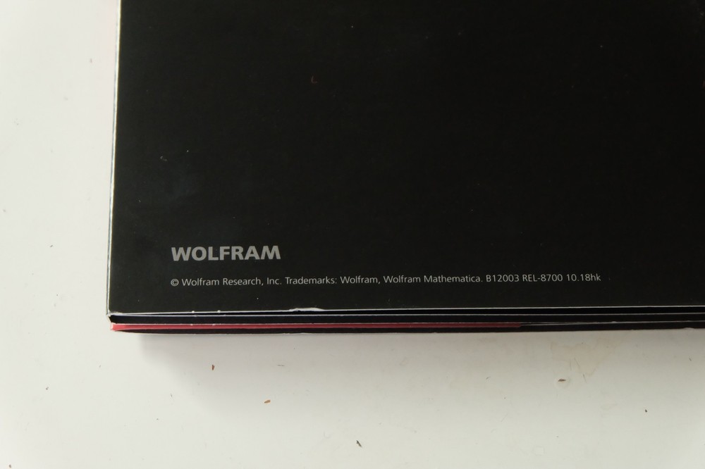 Wolfram Mathematica 12 USB media kit (NO LICENSE)