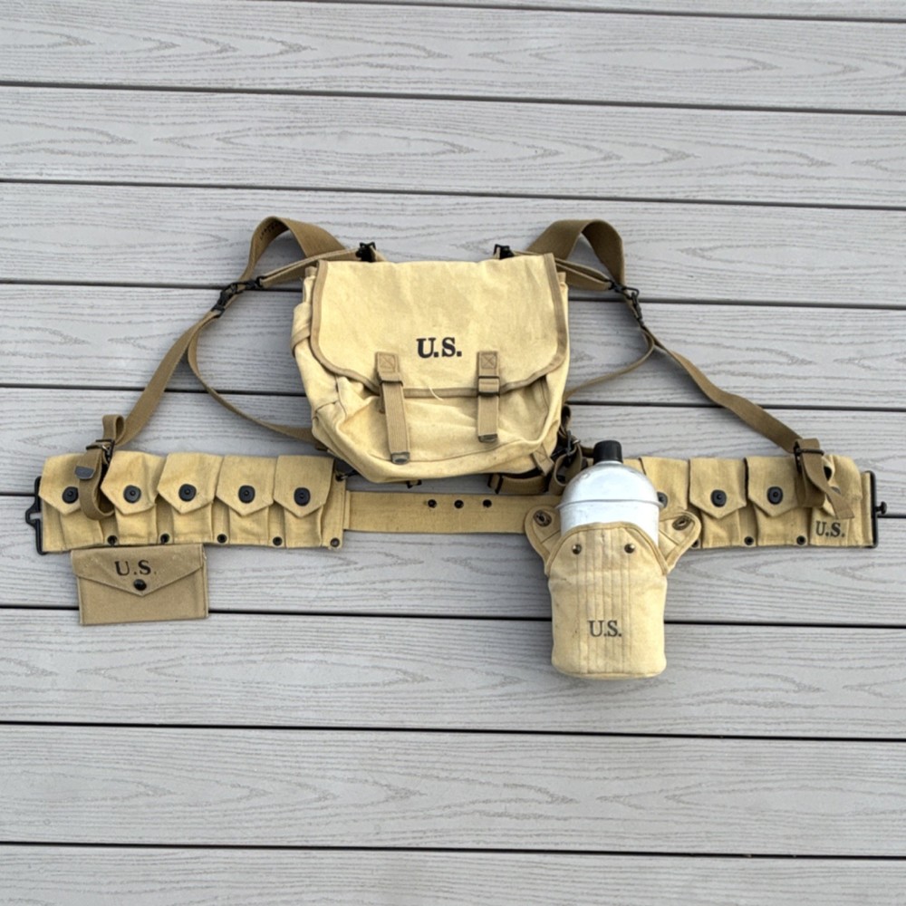 WWII US Army Field Gear Set Belt Pack Canteen Pouches Suspenders 1942-1943 Repro