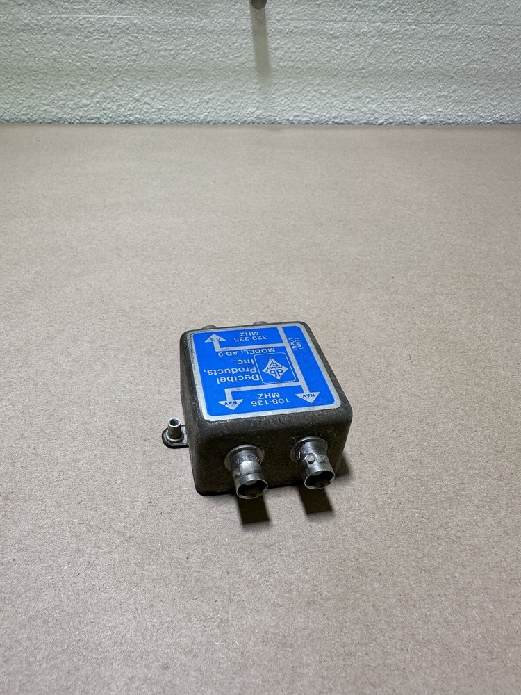 Decibel Products Splitter AD-9 (1726)