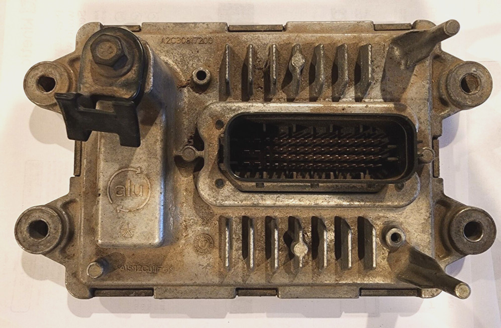 Volvo D13 Aftertreatment Control Module (ACM) DEF Control Module,