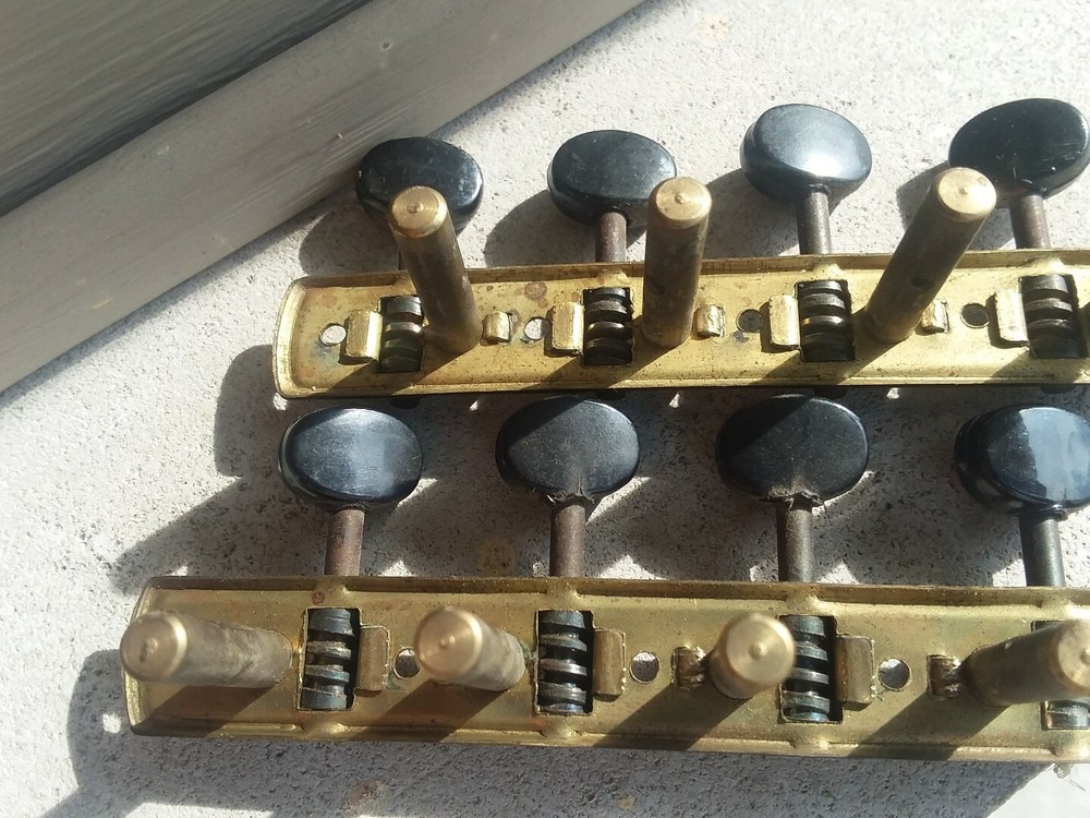 Vintage Closed Back Mandolin Tuners