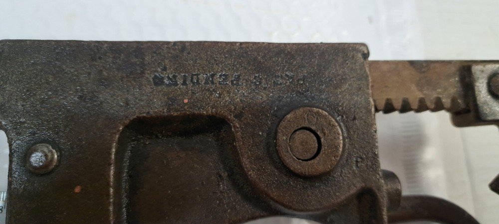 VINTAGE WATERLOO VALVE SPRING COMPRESSOR TOOL